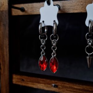 Boucles Lacrima Rubra